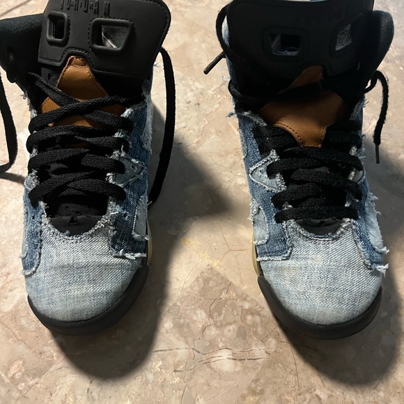 Jordan 5 DENIM Wash size 5.5 still in great shape - Picture 6 of 11